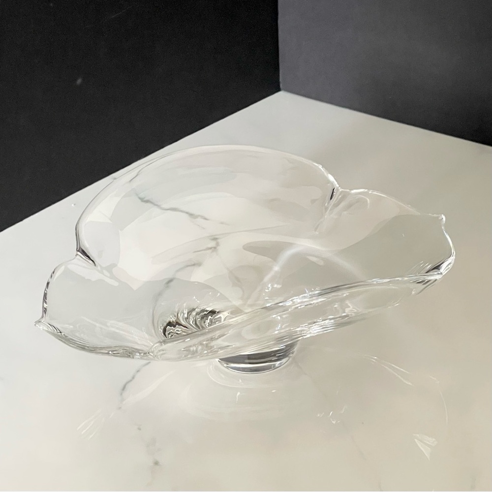Flower Leaf Calyx Bowl by Steuben